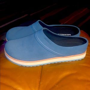 NWOT! Merrell Suede Slide-Ons